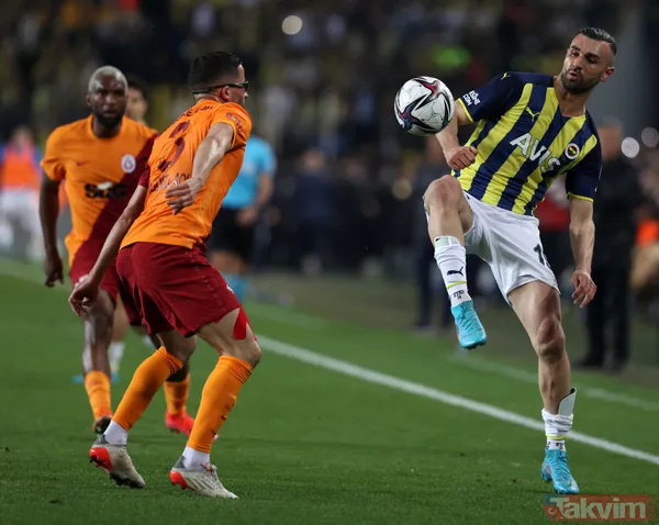 Fenerbahçe - Galatasaray derbisinden ekrana yansımayan kareler! Nefes kesen mücadele... - 19