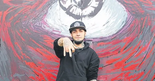 'Ezhel' lakaplı rapçi Ömer Sercan İpekçioğlu yaptığı paylaşımla sosyal medyaya damga vurdu