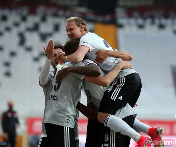 Beşiktaş Teknik Direktörü Sergen Yalçın Alanyaspor galibiyeti sonrası konuştu: Lige geri döndük - 31