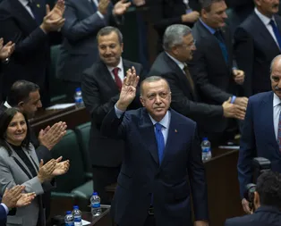 Başkan Erdoğan AK Parti Grup Toplantısında Şehitler ölmez sloganıyla karşılandı