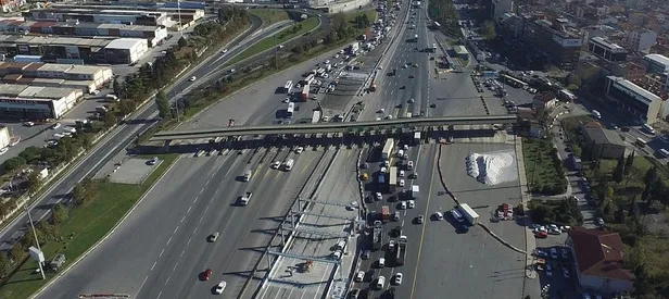 Mahmutbey gişelerinde serbest geçişler başladı