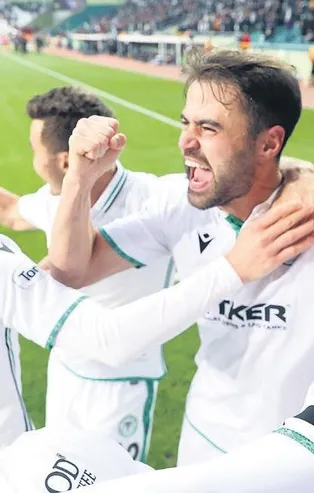 Konya’dan amansız takip! Çaykur Rizespor'u evinde 3-0 yenerek zirve takibini sürdürdü