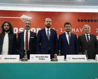 Bu festivale gelenlere konut hediye