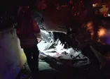 Tuzla'da otomobil takla atıp duvara çarptı: 1 ölü