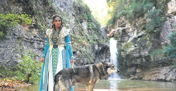 Zirvede ’Destan’ yazdı