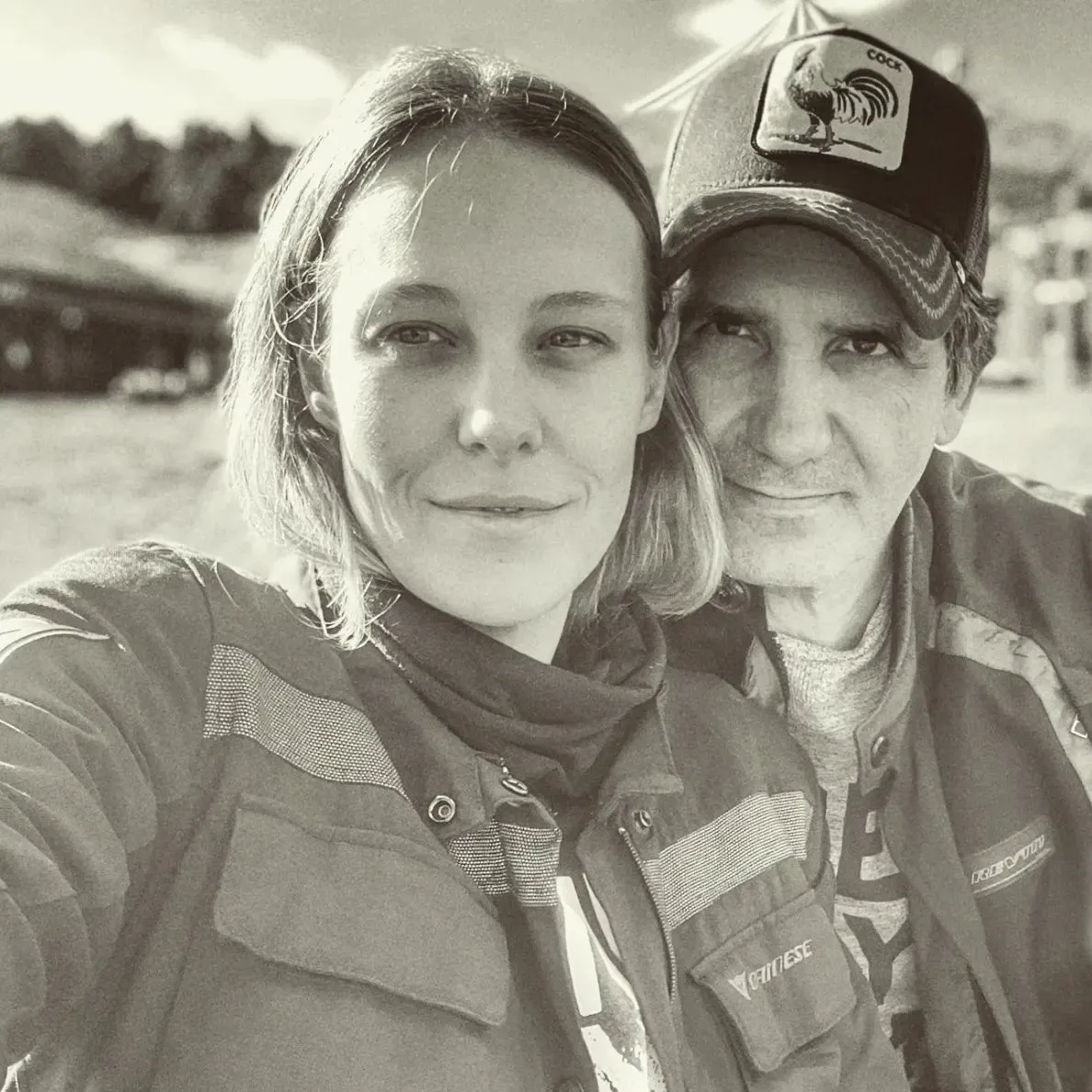 Kardeşlerim’in Orhan’ı Cüneyt Mete tatilde aşka geldi! 4 yıl önce evlenmişler! Eşi bakın kim çıktı! Meğer Kuruluş Osman’ın güzeliyle... - 27