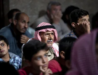 Tel Abyad'da terör tehdidinden uzak ilk cuma namazı