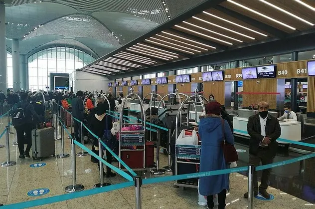 Uçaklarda kabin bagajı uygulaması aylar sonra yeniden başladı