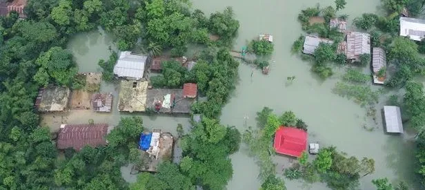 Bangladeş’te sel felaketi! Ölü sayısı artıyor