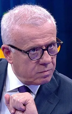 Hayırdır Özkök bir kaşıntınız mı var?