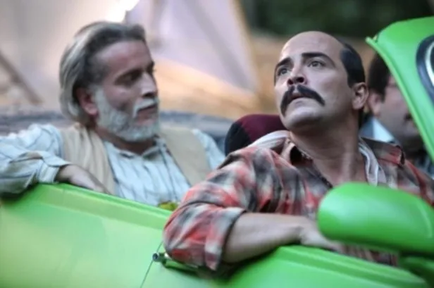 dugun-dernek-filmi-nerede-cekildi-dugun-dernek-oyunculari-kimi-konusu-ne-filme-dair-tum-bilgiler-1649176963834.jpg Düğün Dernek filmi nerede çekildi? Düğün Dernek oyuncuları kimi konusu ne? Filme dair tüm bilgiler!-3