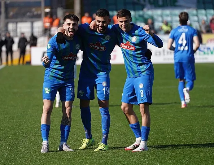 Çaykur Rizespor hız kesmiyor