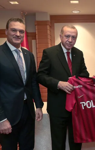 Başkan Erdoğan'a Japonya'da sürpriz hediye!