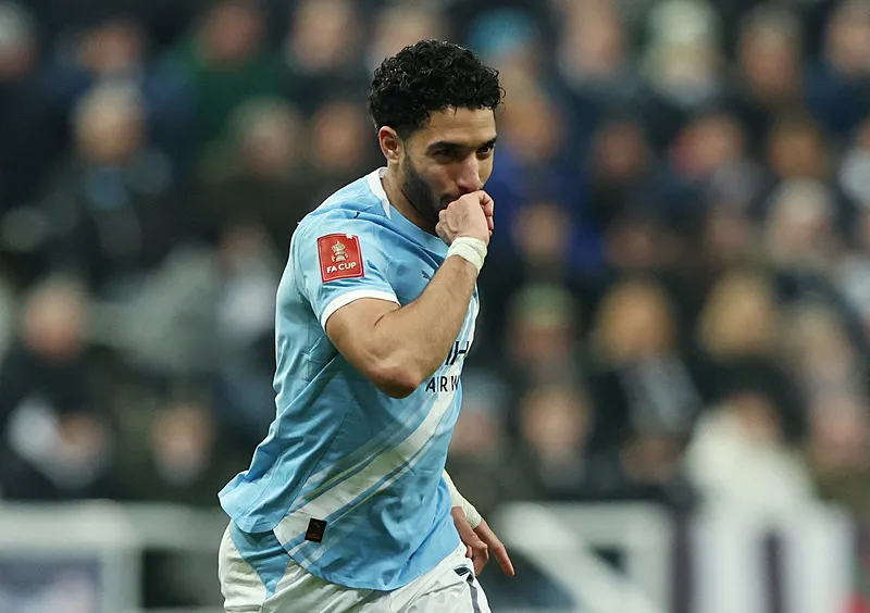 Fenerbahçe'den Galatasaray transfer çalımı: Forvete Omar Marmoush - 23