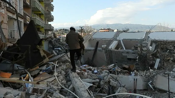 arama-kurtarma-kopegi-tetik-enkaz-altinda-kalan-15-kisiyi-kurtardi-1676105363260.jpg Arama kurtarma köpeği "Tetik" enkaz altında kalan 15 kişiyi kurtardı-4