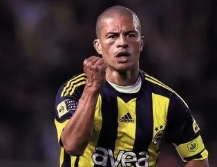 Heykeli dikilen adam: Sir Alex de Souza