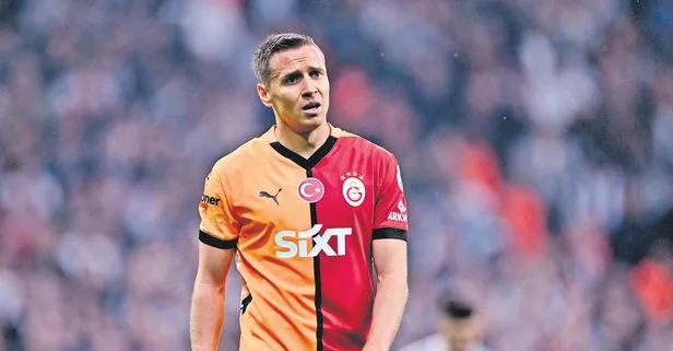 Galatasaray’da oyuncuların yeri değişti sistem hata verdi!