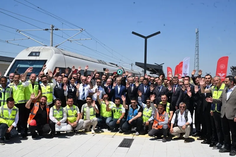 istanbul-kapikule-arasi-4-saatten-15-saate-dusuyor-test-surusu-basladi-1780747685411.jpg İstanbul-Kapıkule arası 4 saatten 1,5 saate düşüyor: Test sürüşü başladı-5
