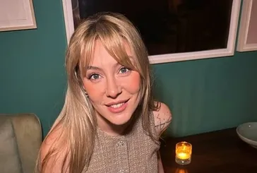 Ege Kökenli anne olduğunu duyurdu