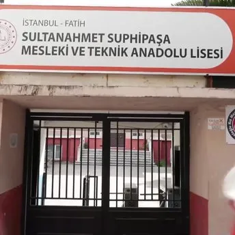 İstanbul’da 4 okula deprem tahliyesi!