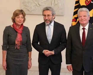 Vatan haini Can Dündar’dan alçak paylaşım