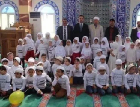 Terörün sesi Cumhuriyet’ten namaz nefreti