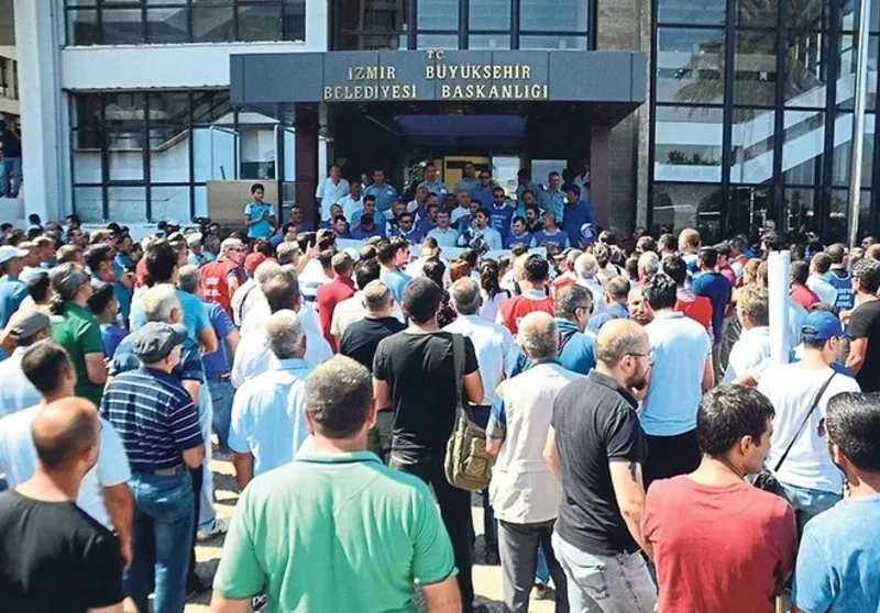Izmir De Hakkini Arayan Isinden Oldu Takvim