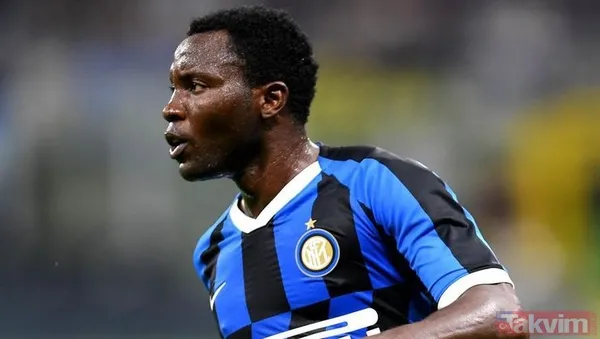 Sol Bek Listesinde Bulunan Bir Diğer İsim İse Inter'de Top Koşturan Ganalı Yıldız Kwadwo Asamoah'dı...