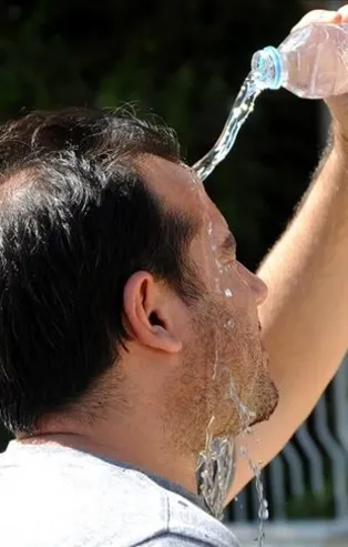 HAVA DURUMU | Meteorolojiden çok kritik uyarı! Aşırı sıcaklar geliyor: Bu saatlerde sakın dışarı çıkmayın | 21-25 Ağustos