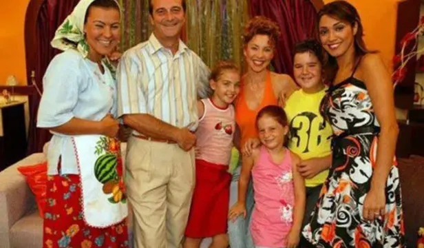 Sihirli Annem'in Ceren'i Selena'nın Leyla'sı Gizem Güven artık bambaşka biri! O küçük kız büyüdü ama güzellik baki-3