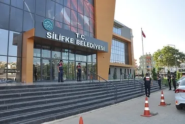 Silifke Belediye Başkanı Mustafa Turgut cezaevine gönderildi! İtirafçı kurye her şeyi anlattı | Milyonluk usulsüzlük ağı çöktü