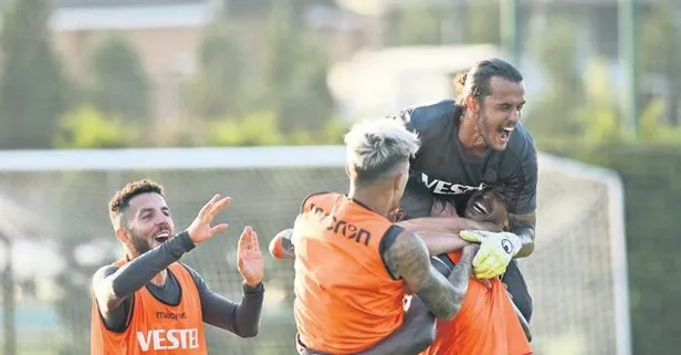 Trabzonspor'da parola hücum futbol hedef şampiyonluk