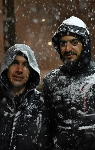 Kar yağışı yurdu terk etmedi! Meteoroloji 13 Nisan hava durumu raporunda il il saat saat kar yağışı için uyardı