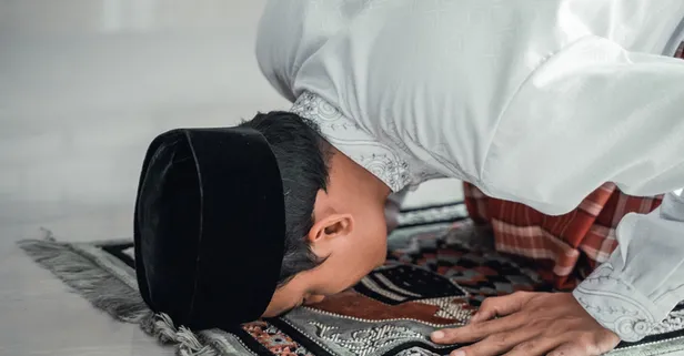 🙏Kadir Gecesi namazı kılınışı! 🙌 Kadir Gecesi namazı kılarken okunacak dualar... Kadir Gecesi namazı nasıl kılınır, kaç rekattır?