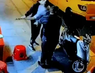 Saniyeler sonrası dehşet! Yan bakma kavgasında kan aktı