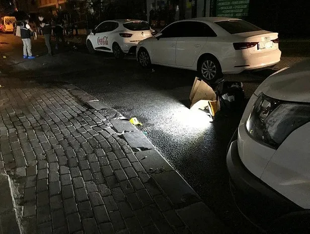 Son dakika: İstanbul’da gece yarısı iki ilçede ‘nişan atma’ kavgası: 1 ölü 5 yaralı-4