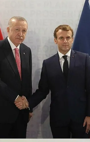Başkan Erdoğan Fransa Cumhurbaşkanı Macron ile görüştü! Gündem İsveç ve Finlandiya'nın NATO üyeliği