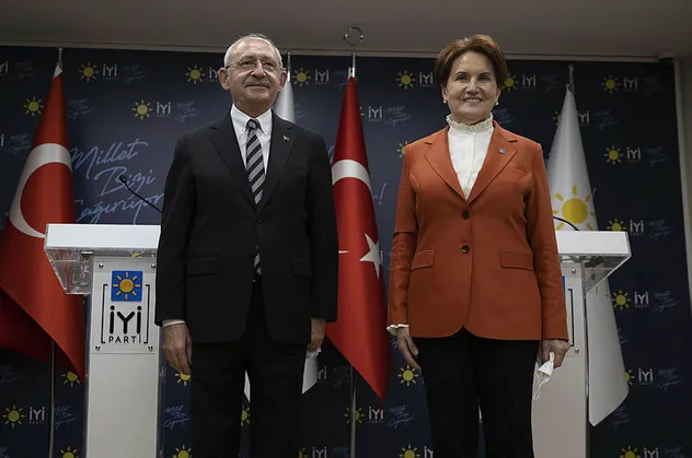 Dünya övdü sözde "yerli" muhalefet hazmedemedi! Kemal Kılıçdaroğlu ve Meral Akşener Türkiye'nin Erdoğan'ın NATO Zaferi'ni hedef aldı