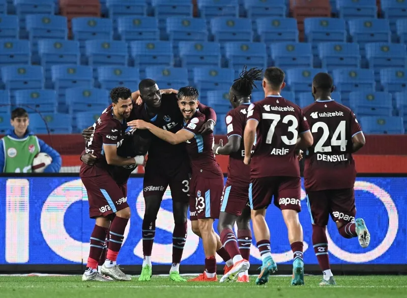 Fırtına'dan muhteşem geri dönüş! Trabzonspor 4-2 Gaziantep FK (MAÇ SONUCU-ÖZET)-8