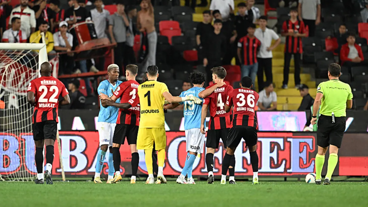 Trabzonspor tarihe geçti!