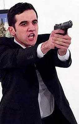 Katilin evinde FETÖ kitapları bulundu