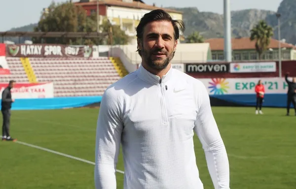 hatayspor-teknik-direktoru-omer-erdogan-boupendza-bu-duruma-hatayspor-sayesinde-geldi-1614263567871.jpg Hatayspor Teknik Direktörü Ömer Erdoğan: Boupendza bu duruma Hatayspor sayesinde geldi-2