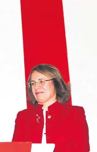 CHP Kadın Kolları Başkanı Fatma Köse’nin kuması olduğu iddia edildi! Köse'nin istifası isteyenler çoğaldı