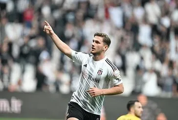Beşiktaş 1-1 Yılport Samsunspor MAÇ SONUCU - ÖZET | Kartal’ın ligdeki galibiyet özlemi 5 maça çıktı: Santos ile yollar ayrıldı
