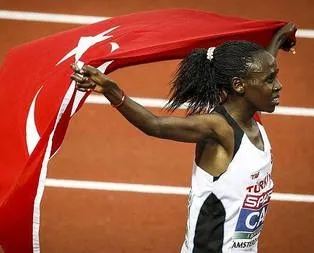 Yasemin’den bir altın daha