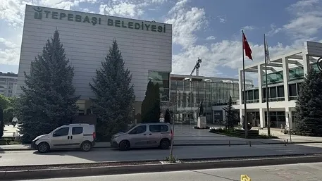 Lafta halkçı icraatta rüşvetçi: CHP’li Tepebaşı Belediyesi’nde aşevinden yemek şirketten sahte fatura itirafı