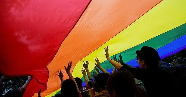 Tayvan ve Nepal’den sonra bir ilk! Tayland eşcinsel evliliklere hazırlanıyor: Sapkınlık mecliste oylanacak