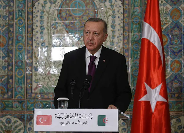 baskan-erdogandan-cezayirde-onemli-aciklamalar-1580049351558.jpg Başkan Erdoğan'dan Cezayir'de önemli açıklamalar-1