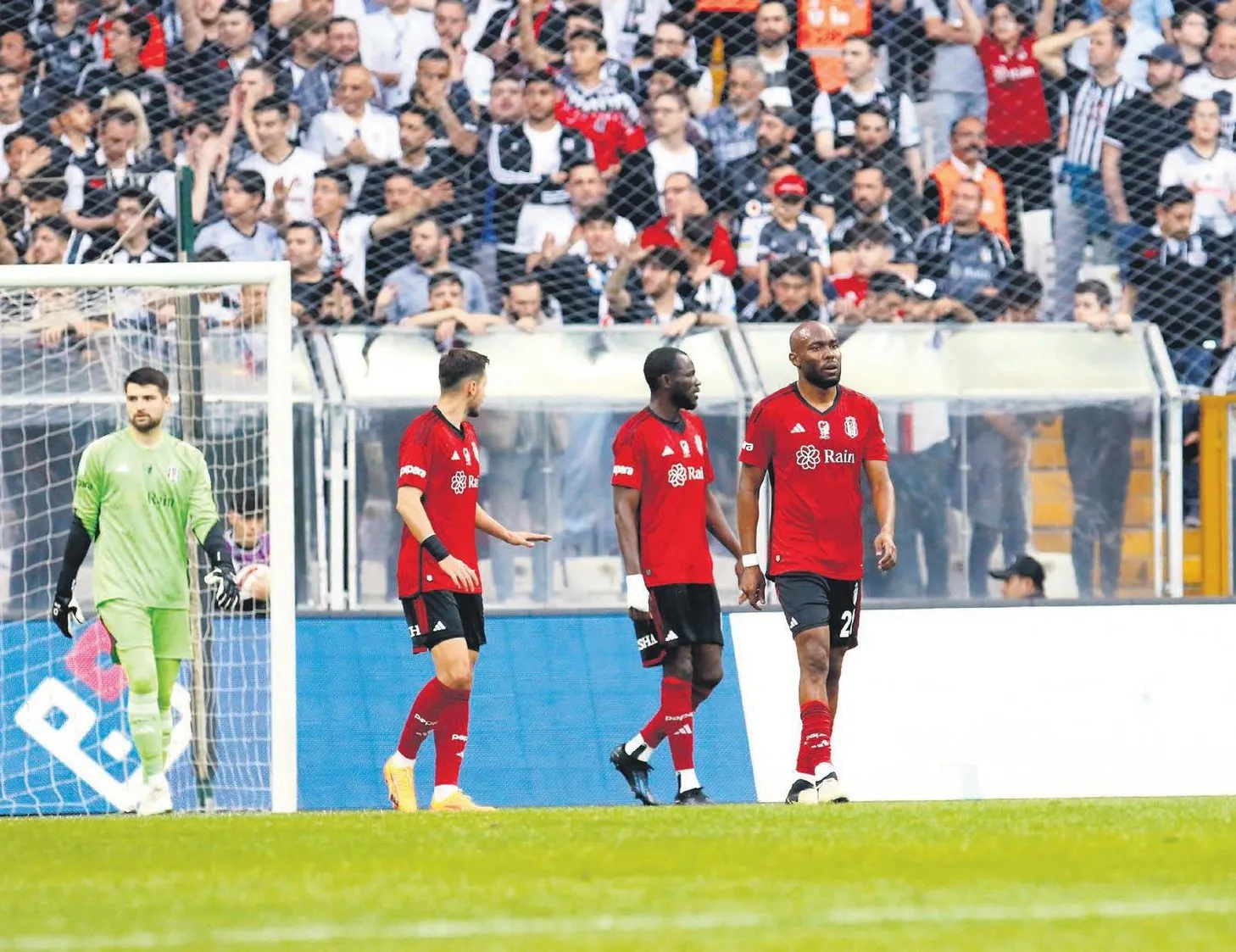 Kartal Hatay’ı ateşe attı