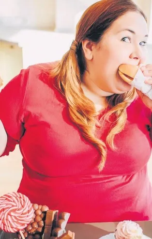 İnsülin direnci göbekte gizli!  Vücuttaki glikoz ve insülin dengesinin bozulması ise sağlığı olumsuz etkiliyor